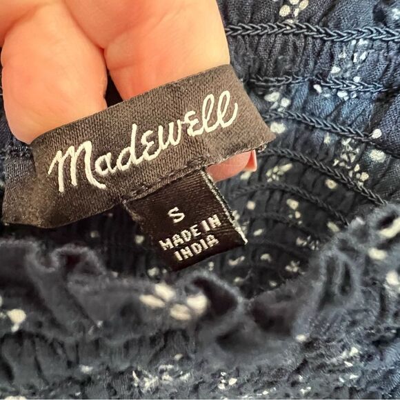 Madewell Lucie Smocked Tank Top in Bandana Flower Size Small Navy Blue White - Picture 9 of 16